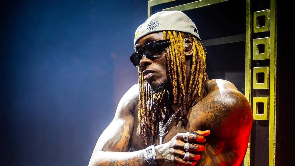 Himra : "Sorry I’m Bad",  nouvel album en mars 2026